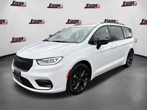 2024 Chrysler Pacifica Limited