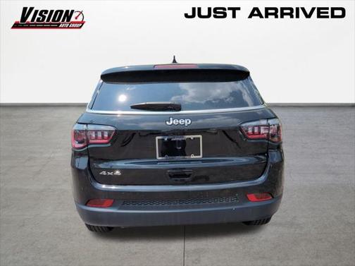 2024 Jeep Compass Sport