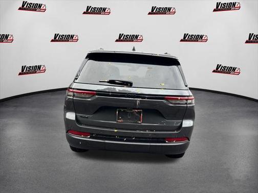 2022 Jeep Grand Cherokee Altitude
