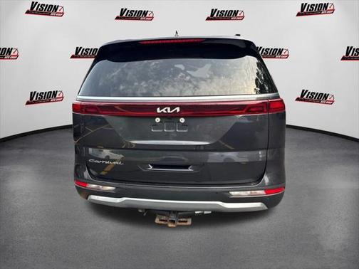 2022 Kia Carnival SX