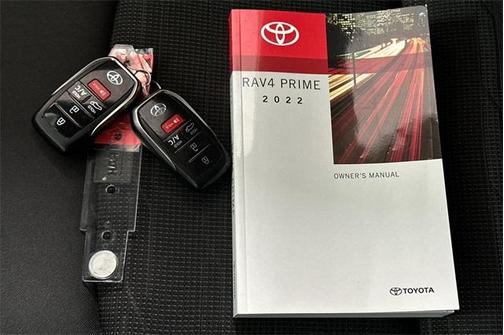 2022 Toyota RAV4 Prime SE