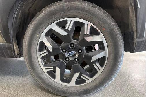 Green Metallic 2025 Subaru Forester Premium