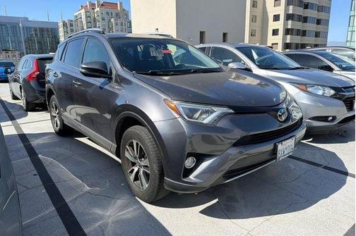 Magnetic Gray Metallic 2018 Toyota RAV4 XLE