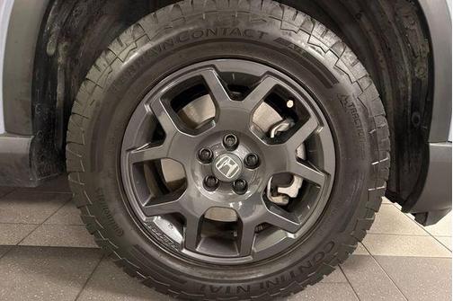 Sonic Gray Pearl 2025 Honda Pilot TrailSport