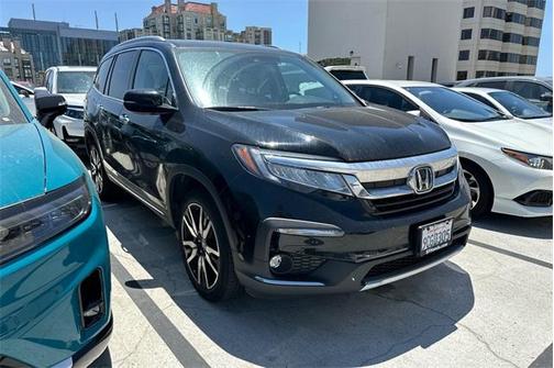 2022 Honda Pilot Touring 7-Passenger