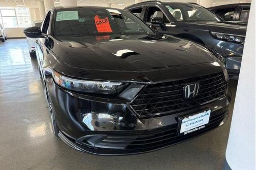 Crystal Black Pearl 2025 Honda Accord Hybrid Sport