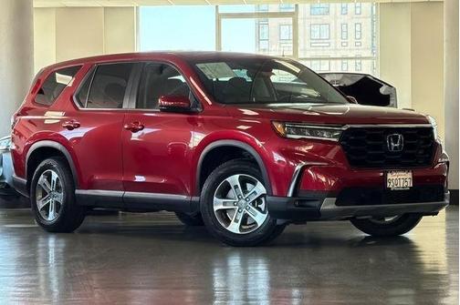 Radiant Red Metallic II 2025 Honda Pilot EX-L