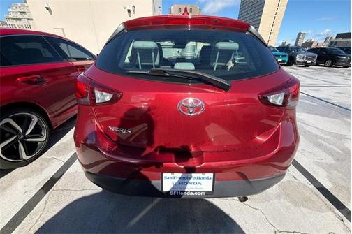 2020 Toyota Yaris Sedan LE