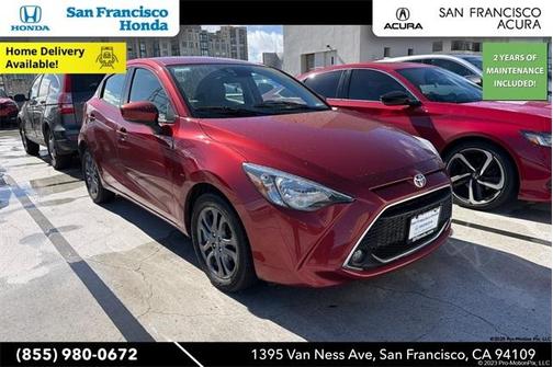 2020 Toyota Yaris Sedan LE