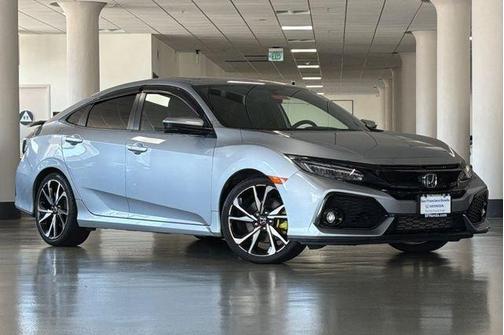 Lunar Silver Metallic 2017 Honda Civic Si