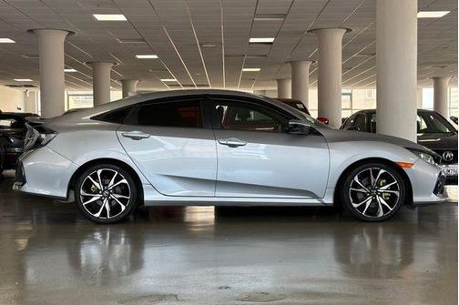 Lunar Silver Metallic 2017 Honda Civic Si