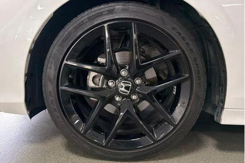 Platinum White Pearl 2025 Honda Civic Sport