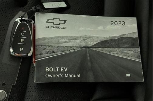 2023 Chevrolet Bolt EV 2LT