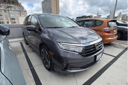 Modern Steel Metallic 2024 Honda Odyssey Elite