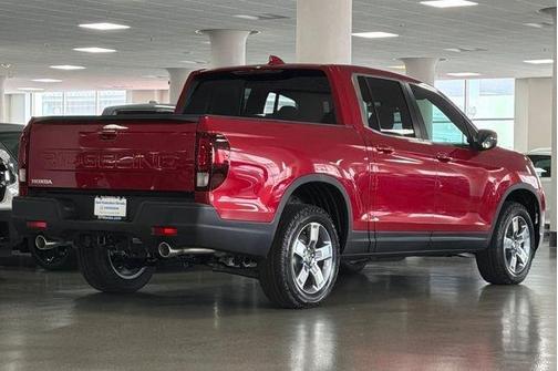 Radiant Red Metallic II 2026 Honda Ridgeline RTL