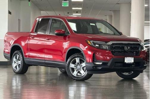 Radiant Red Metallic II 2026 Honda Ridgeline RTL
