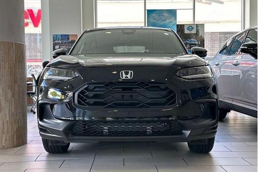 Crystal Black Pearl 2026 Honda HR-V Sport