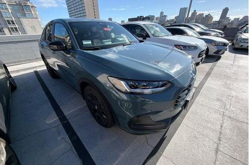 Pearl 2025 Honda HR-V Sport