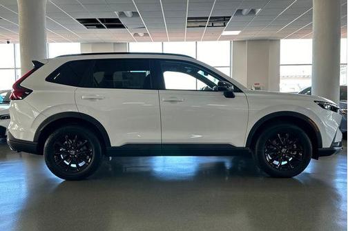 Platinum White Pearl 2026 Honda CR-V Hybrid Sport-L