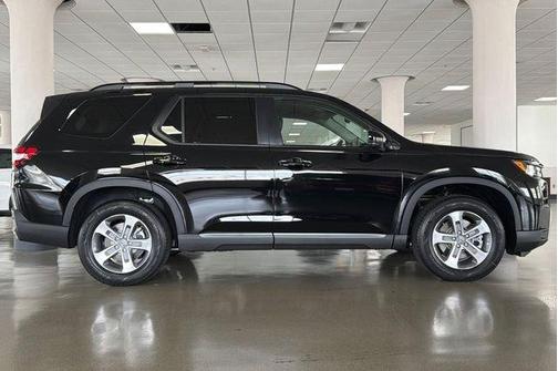 Crystal Black Pearl 2026 Honda Pilot EX-L
