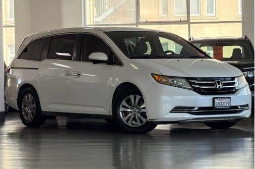 White Diamond Pearl 2015 Honda Odyssey EX