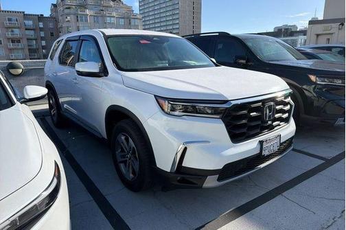 Platinum White Pearl 2025 Honda Pilot EX-L