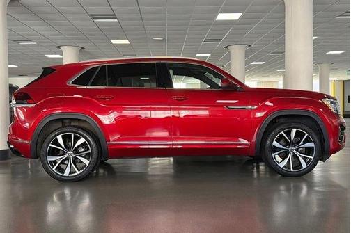 2024 Volkswagen Atlas Cross Sport 2.0T SEL Premium R-Line