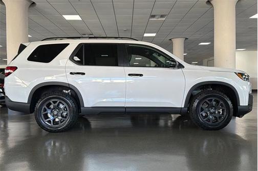 2026 Honda Pilot TrailSport