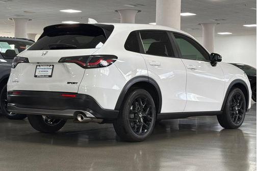 Platinum White Pearl 2025 Honda HR-V Sport