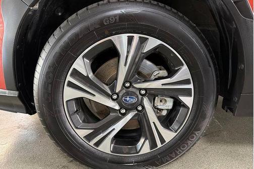 Pearl 2025 Subaru Crosstrek Premium