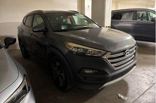 Coliseum Grey 2017 Hyundai TUCSON Limited