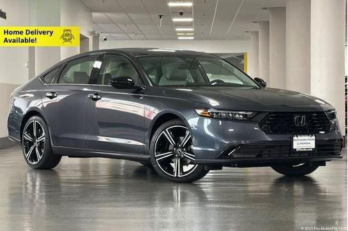 Meteorite Gray Metallic 2026 Honda Accord SE