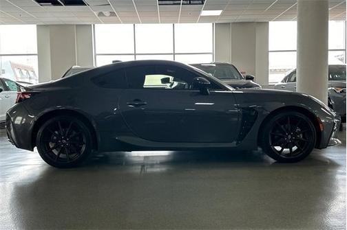 2024 Toyota GR86 Premium