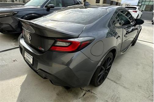 2024 Toyota GR86 Premium