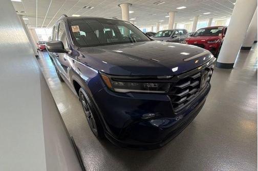 Obsidian Blue Pearl 2025 Honda Pilot Sport