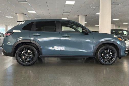 Pearl 2027 Honda HR-V Sport