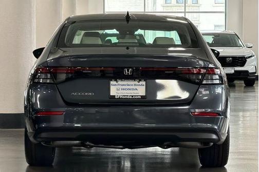 Meteorite Gray Metallic 2026 Honda Accord SE