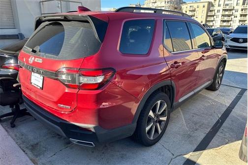 2023 Honda Pilot Touring