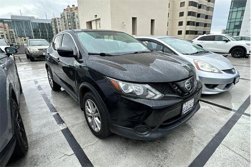 2018 Nissan Rogue Sport S