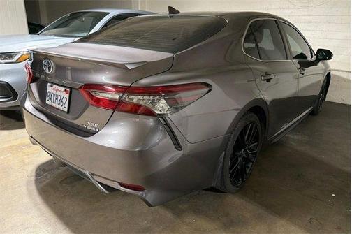 2022 Toyota Camry Hybrid XSE