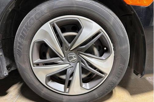 Crystal Black Pearl 2021 Honda Civic LX