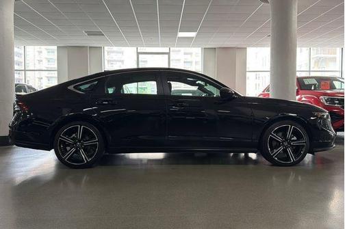 Crystal Black Pearl 2025 Honda Accord Hybrid Sport