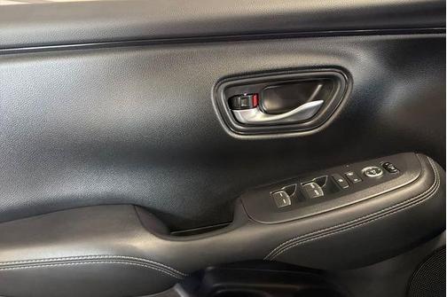 Urban Gray Pearl 2027 Honda HR-V EX-L
