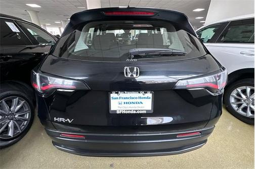 2025 Honda HR-V LX