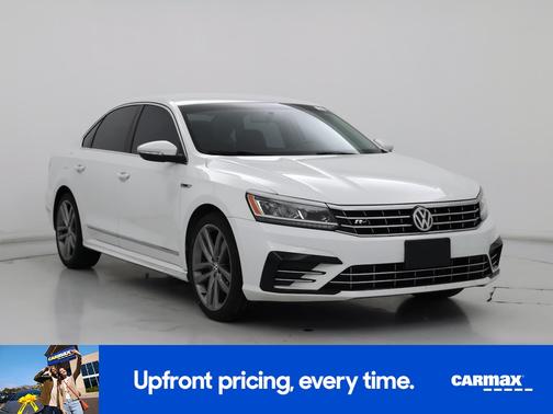 2017 Volkswagen Passat R-Line