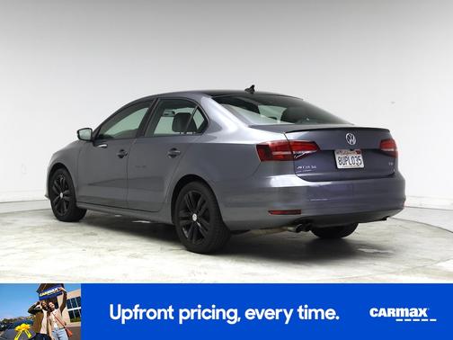 Gray 2018 Volkswagen Jetta SE Sport