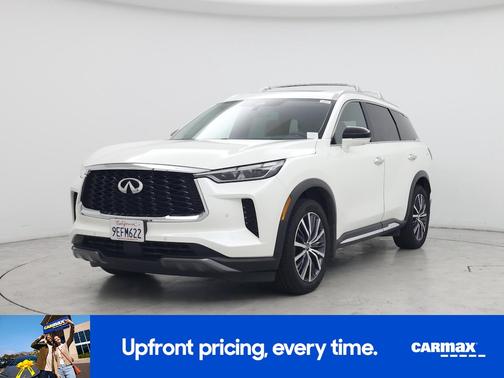 White 2023 INFINITI QX60 Sensory
