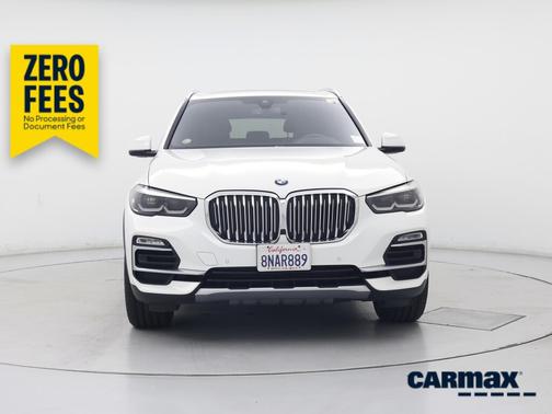 White 2019 BMW X5 xDrive40i