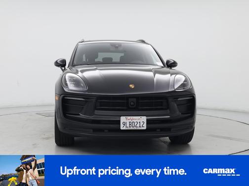 2024 Porsche Macan Base (PDK)