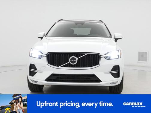 2022 Volvo XC60 B5 Momentum